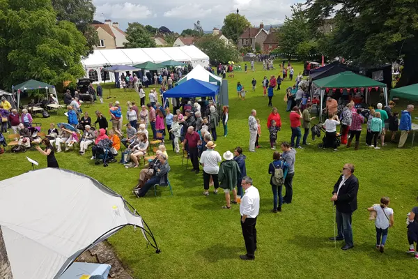 Fete In The Paddock